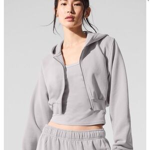 ALO ACCOLADE CROP HOODIE